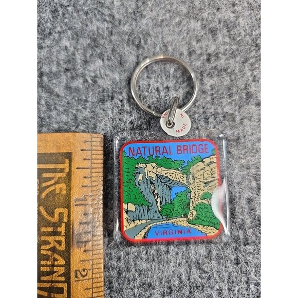 Vintage Virginia Souvenir Acrylic Keychain Keyring Natural Bridge State Park - Picture 2 of 3